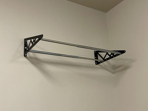 מתקן אחסון צמיגים מפלדה לתלייה על קיר, 2026, מתאים לצמיגים בקוטר 31-56 אינץ', מוטות טלסקופיים, אחסון רב-שכבתי, מתכוונן, כל צבע, מתאים לסופרמרקטים - Product Image 4