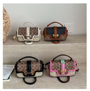 Borsa a Mano da Donna 2026 Nuova Collezione Lusso Leggero Design di Nicchia Colore a Contrasto Borsa a Tracolla di Alta Gamma per il Pendolarismo - Product Image 1