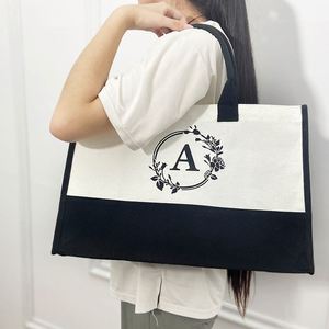 Bolsa de Mano de Lona con Diseño Personalizado y Monograma, Regalo de Boda para Mujer - Product Image 3