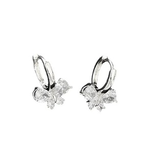 Orecchini a Farfalla per Donne, Graziosi Clip per Orecchie Scintillanti per Uso Quotidiano - Product Image 5