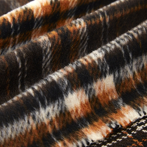 Tela de franela a cuadros teñida con hilo de poliéster 100% personalizada de alta calidad para abrigo - Product Image 3