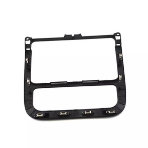 กรอบคอนโซลรถยนต์ Volkswagen Sagitar รุ่น 1KD 858 069 สีดำ ทำจากพลาสติก สำหรับแผงนำทางและกรอบเครื่องปรับอากาศ - Product Image 3