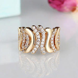 A125 Women's Cocktail <b>Ring</b> Gold <b>Crystal</b> Rhinestone Round Brilliant Cut Channel Setting Party Jewelry Fine <b>Rings</b> - Product Image 5