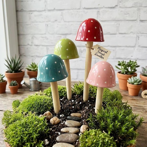 Miniaturas de setas de cerámica esmaltada hechas a mano con base de madera decorativa para macetas y jardines, venta al por mayor - Product Image 1