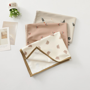 แผ่นรองเ<span class=keywords><strong>ป</strong></span>ลี่ยนของเด็กทารกแบบปรับแต่งได้กันน้ำ PU <span class=keywords><strong>ช</strong></span>่วยให้ใสทำความสะอาดง่ายเสื่อเปลี่ยนสำหรับทารกแรกเกิด - Product Image 3