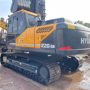 Excavadora Hyundai 220 usada de segunda mano Excavadora Hyundai 220 con un rendimiento perfecto - Product Image 1