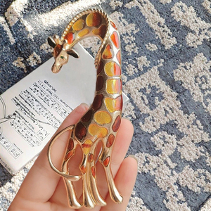 Luxury <b>Metal</b> Giraffe Brooch Plated <b>Pin</b> Badge - Product Image 3