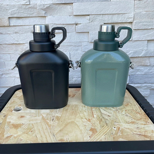 Bouteille d'eau de voyage en acier inoxydable avec corde, écologique, grande capacité, <span class=keywords><strong>thermos</strong></span> <span class=keywords><strong>plat</strong></span> classique portable 1L - Product Image 2