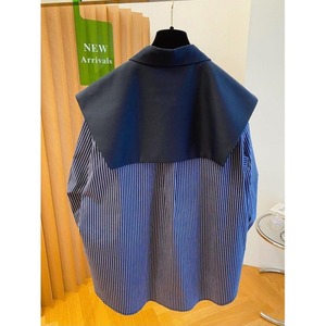 <span class=keywords><strong>Camicia</strong></span> da Donna a Maniche Lunghe con Colletto a Bambola a Righe Blu Navy, Stile Casual Elegante, Nuova Collezione Primavera 2026 - Vendita all'Ingrosso - Product Image 4