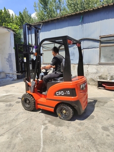 รถยกไฟฟ้าไฮดรอลิกแบบขับเคลื่อนด้วยล้อ ราคาประหยัด 1.5 2 2.5 3 ตัน - Product Image 3