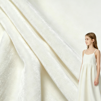 Tissu en velours tissé biologique de luxe en soie de mûrier lourde Jura&Vichy S65111 pour robes, literie et vêtements de nuit pour femmes