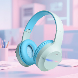 Cuffie Wireless <span class=keywords><strong>M9</strong></span> BT5.3 per Bambini, Over-Ear con Luci LED RGB, Pieghevoli, Stereo HiFi con Microfono per Scuola e Viaggi - Product Image 2