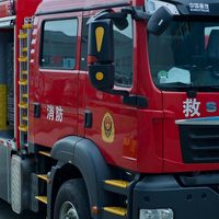 Nouveau camion de pompiers standard de sauvetage avec moteur haute puissance, pour la lutte contre les incendies dans les parcs industriels, Euro 3/4/5, de fabrication allemande, pour moniteur d'incendie avancé
