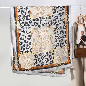180*85cm 100% Polyester Popular Sale New Trending Rose Flower <b>Leopard</b> <b>Print</b> Long <b>Scarf</b> Women With High Quality - Product Image 4