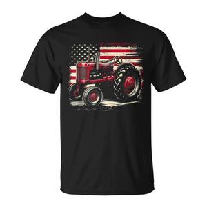 T-shirt agricole patriotique avec drapeau américain, Old Farmall Cub Tractor - Product Image 1