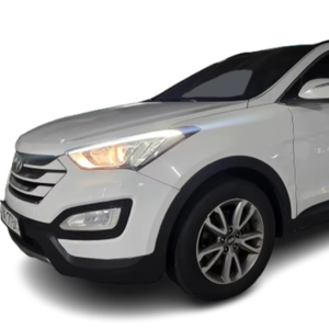 Hyundai Santa Fe SUV d'occasion – Fournisseur coréen professionnel – Production mensuelle de 300 à 500 unités – Diesel/Essence – Transmission intégrale – Titre propre - Product Image 1