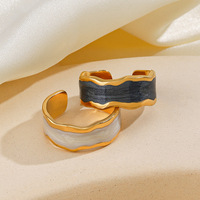 Français rétro plaqué or Alien bague femmes mode tempérament noir blanc gouttes d'huile conception en acier inoxydable ODM bijoux