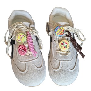 New MIU Department Knotted Shoe Flower Fashion Bottle Cap Shoe Buckle Torre German Training Shoes Plastic Decorative DIY M-6831 - Product Image 5