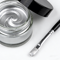 Pâte d'aluminium métallisée sous vide effet chrome miroir VMP de la marque Biotio pour la peinture automobile