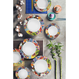 Set di Stoviglie Excelsa 18 Pezzi in Porcellana Rotonda Dipinta a Mano con Motivi Floreali Orientali Lavabile in Lavastoviglie per Feste - Product Image 3