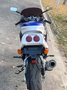 ฮอนด้า <span class=keywords><strong>CBR400RR</strong></span> NC23 รถมอเตอร์ไซค์สปอร์ต 250 ซีซี รุ่นหายากจากยุค 90 รถจักรยานยนต์แบบอินไลน์ 4 สูบจากญี่ปุ่น - Product Image 4