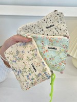 Petite trousse de toilette portable en polyester tendance de rue avec fermeture éclair pour le maquillage et le rangement du rouge à lèvres