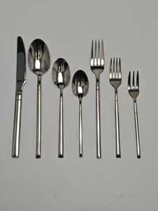 Couteau de table, couteau à steak, fourchettes de table, fourchettes à dessert DF 430 personnalisés en acier inoxydable avec manche martelé de luxe - Product Image 2