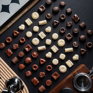 Réplica Realista de Chocolate Falso <span class=keywords><strong>para</strong></span> Diseño de Empaque, Maqueta de Decoración de Cocina, Menú Virtual y Modelos de Referencia <span class=keywords><strong>para</strong></span> Señalización Digital - Product Image 1