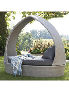 Chaise moderne, mobilier de patio extérieur, auvent en rotin, lit de jour au bord de la piscine, chaises longues - Product Image 3