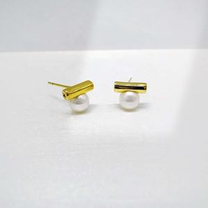 Precio de fábrica, pendientes de plata de ley 925 con perlas únicas, nueva moda 2026, delicados pendientes asimétricos de oro rosa para niñas pequeñas - Product Image 4