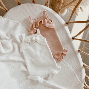 Romper de Punto Cómodo de Verano para Bebés Niñas, Diseño Floral y Liso con <span class=keywords><strong>Detalle</strong></span> de Volantes, Hecho de Tela de Algodón - Product Image 3