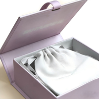 Boîtes rigides pour bijoux écologiques personnalisées élégantes, best-sellers, en papier rose en forme de livre, emballage cadeau avec laminage mat et ruban