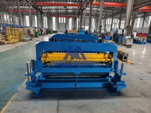 Machine de fabrication de silos en acier galvanisé à entraînement automatique, prix usine, entièrement automatique, pour panneaux ondulés en acier - Product Image 3