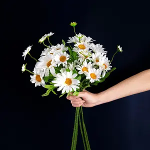 Flores artificiales de crisantemo al por mayor, flor pequeña de verano, Margarita salvaje, crisantemo salvaje para decoraciones de boda