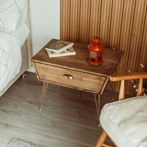 Table de chevet latérale en bois au design moderne et luxueux avec tiroir intelligent Mobilier de maison de haute qualité pour chambre à coucher et école - Product Image 2