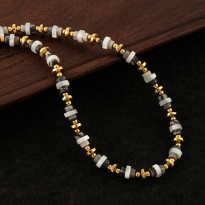 Collar de Cobre Chapado en Oro con Cuentas de Piedra Natural, Diseño Geométrico Bicolor, Joyería Diaria Unisex - Product Image 3