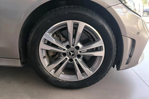 Mercedes-Benz Clase C 2021 C 200 L 5 Plazas, Color Gris Deportivo, Auto Usado, SUV de Uniland Motors en China, Buen Estado - Product Image 4