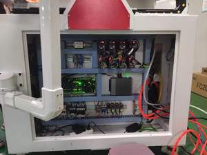 Máy cắt laser sợi <span class=keywords><strong>CNC</strong></span> <span class=keywords><strong>mini</strong></span> nhỏ gọn, chính xác, công suất 1kw 1.5kw 2kw 3kw, mã 6050 6090, dùng cho trang sức, bạc, vàng, kim loại - Product Image 6