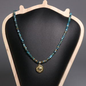 Gargantilla minimalista con cuentas de piedra facetada curativa de apatita azul para mujeres y hombres, Gargantilla de cadena ajustable, colgante, regalo de joyería - Product Image 5