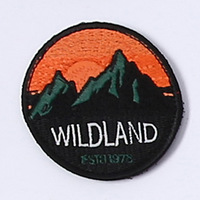 Nouvelle arrivée 70 Style Patch extérieur fer sur broderie montagne Camping randonnée Patch pour chapeau