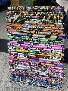 Nouveau <span class=keywords><strong>motif</strong></span> de <span class=keywords><strong>tissu</strong></span> de parapluie de mode, imprimé <span class=keywords><strong>wax</strong></span> <span class=keywords><strong>africain</strong></span>, imprimé hollandais, brocart, tissé en trame, <span class=keywords><strong>tissu</strong></span> uni, type de fil peigné - Product Image 2