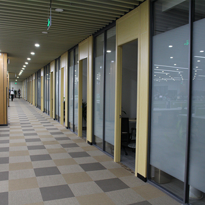 Pared Divisoria de Vidrio V80 de Alta Calidad a <span class=keywords><strong>Precio</strong></span> de Fábrica, Media Pared de Vidrio, Divisor de Habitaciones, Bloques de Vidrio con Puerta de Madera - Product Image 6