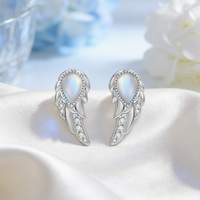 Boucles d'oreilles clous Damila Jewelry OEM ODM classiques en argent 925, motif ailes d'ange et goutte d'eau, avec pierre de lune fine, pour la fabrication de bijoux féminins