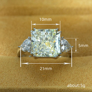 Anello Geometrico di Lusso con Motivo a Fiore di Ghiaccio per Donne, Gioiello da Dito alla Moda - Product Image 4