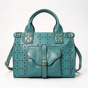 Sac à main élégant en cuir perforé avec poche avant à rabat et accents rivetés, sac décontracté à poignée supérieure - Product Image 2