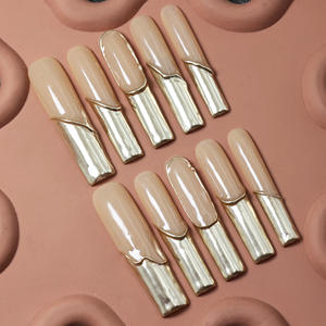 Vente en gros d'ongles en acrylique faits main haut de gamme, faux ongles carrés en acrylique à couverture complète, style Y2K, design métallique, personnalisables - Product Image 2