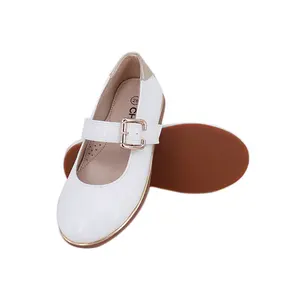 थोक बच्चों के आकस्मिक छात्र जूते पेटेंट चमड़े की लड़की मैरी जेन जूते बकल पट्टियाँ लड़कियों के सफेद जूते