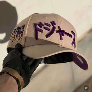 Wholesale Classic Men's <strong>Flat</strong> Brim Fitted Baseball Caps, 6-Panel Closed Back Snapback Gorras <strong>Hats</strong> with Custom Embroidery - Product Image 6