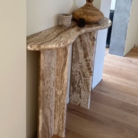 Table d'entrée sur mesure Dougbuild, design d'usine, texture marbre simple, options de couleur naturelle disponibles