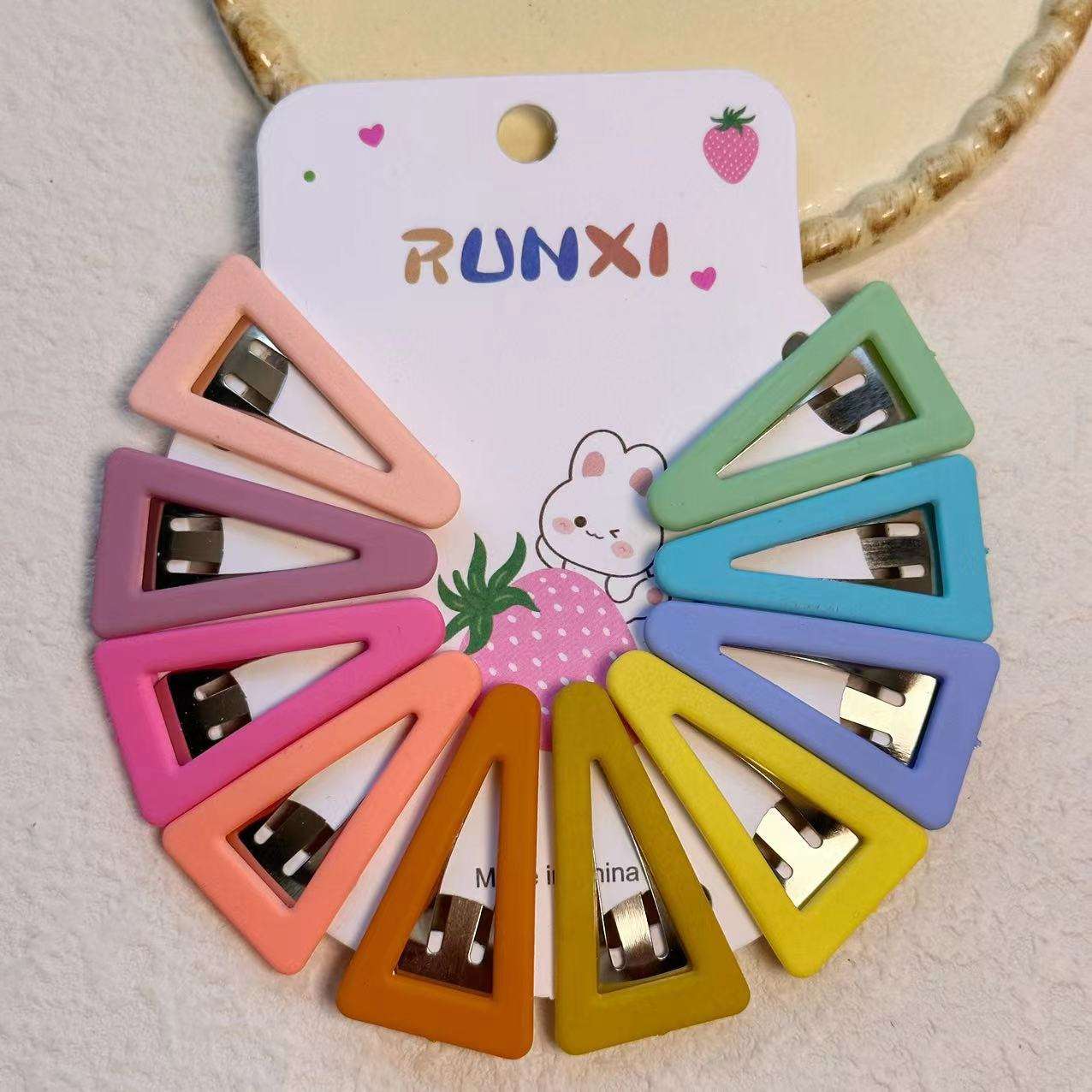 สีอ่อนสามเหลี่ยม3ซม.